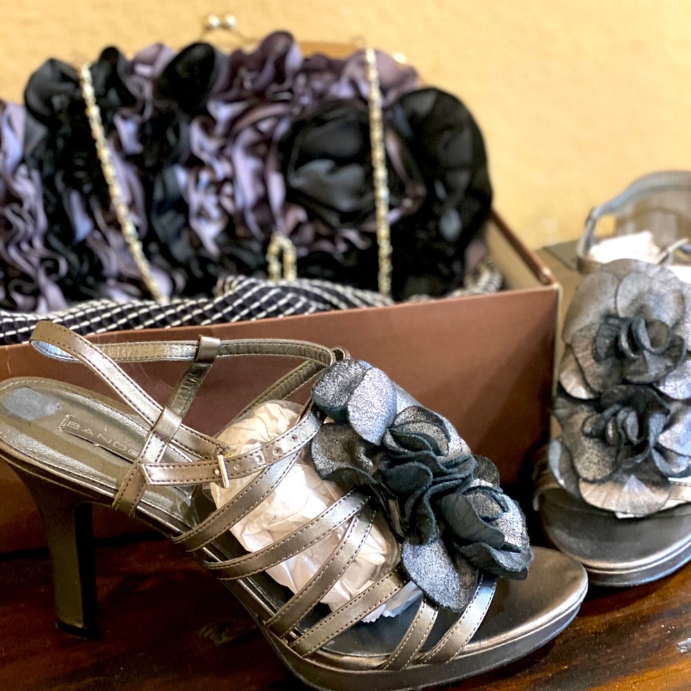 Ladies strappy heels and matching clutch
